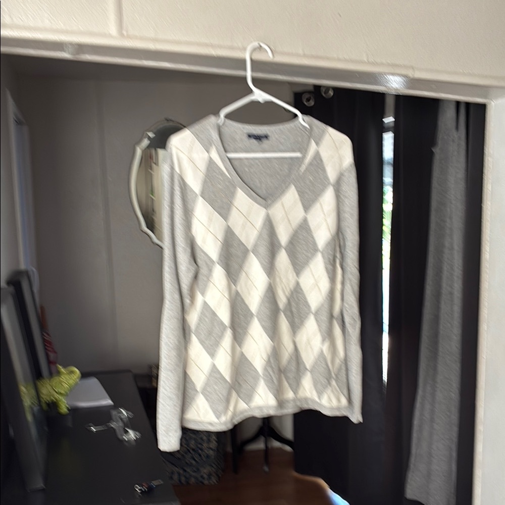 Tommy Hilfiger Light Gray Sweater